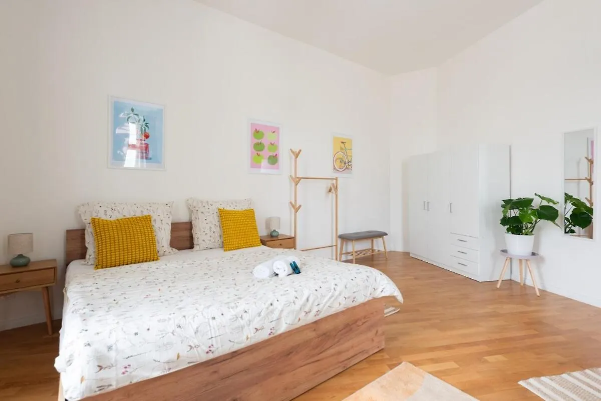 City Light Apartment Praga