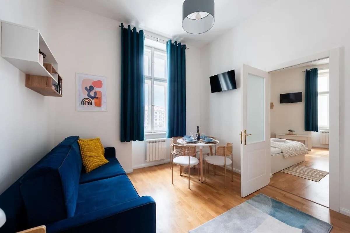 City Light Apartment Praga